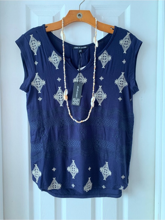 Cable & Gauge Tops - Cable & Gauge Royal Diamond Embroidered Tunic